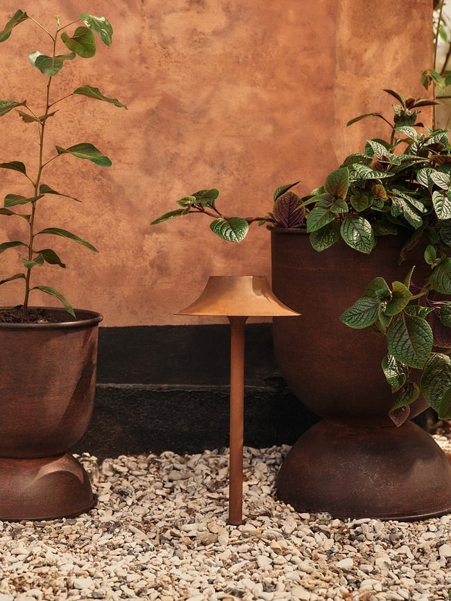 Cache-pot Hourglass M, rouille