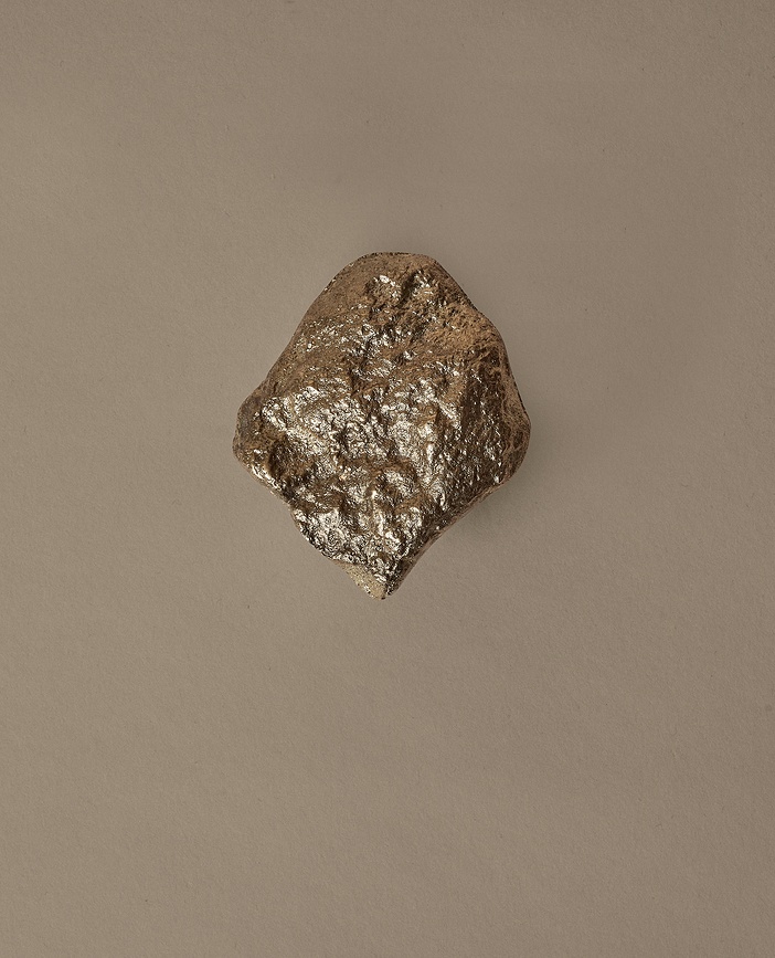 Comber Rock Stenski kavelj, majhen, črn