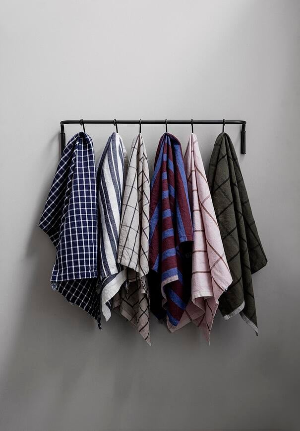 Ferm Living Šipka kuhinjska zlatna