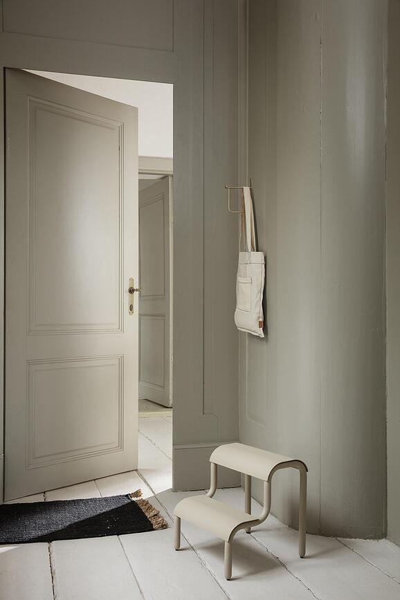 Hang Κρεμάστρα Τοίχου, μαύρη, ορειχάλκινη