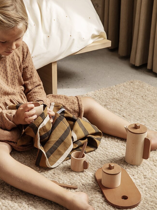 Juego de té de madera Toro