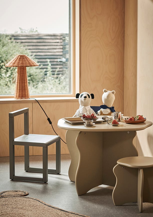 Lámpara de Mesa de Ratán Dou