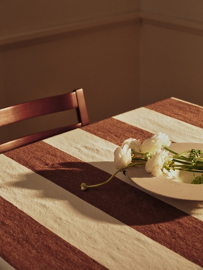 Nappe Hale à rayures 150 x 240 cm, marron et vert citron