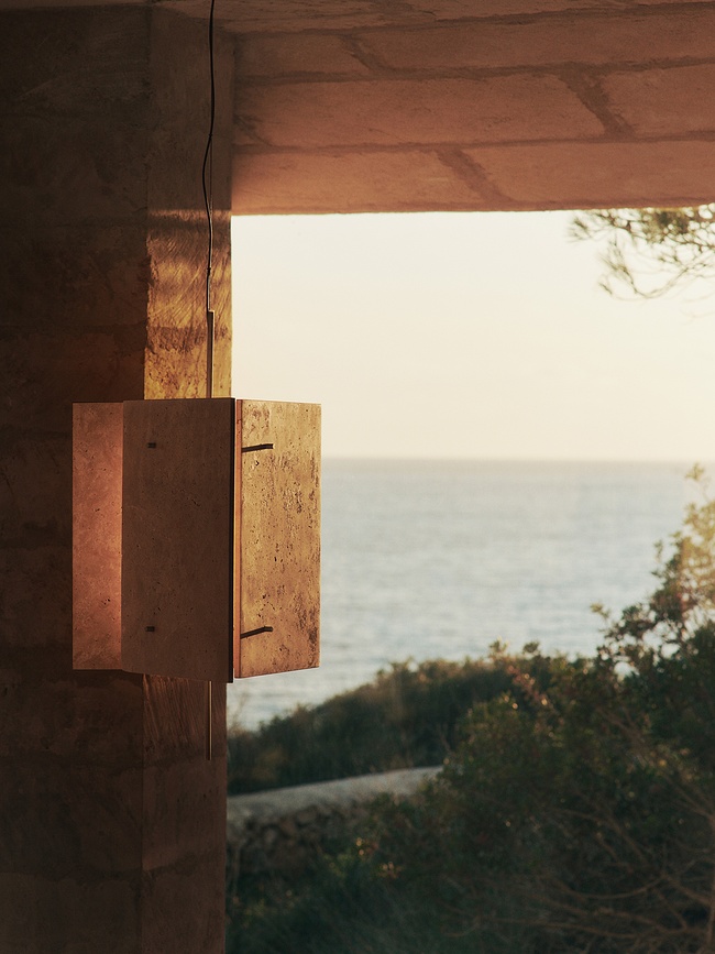 Oeste Suspension, transparente