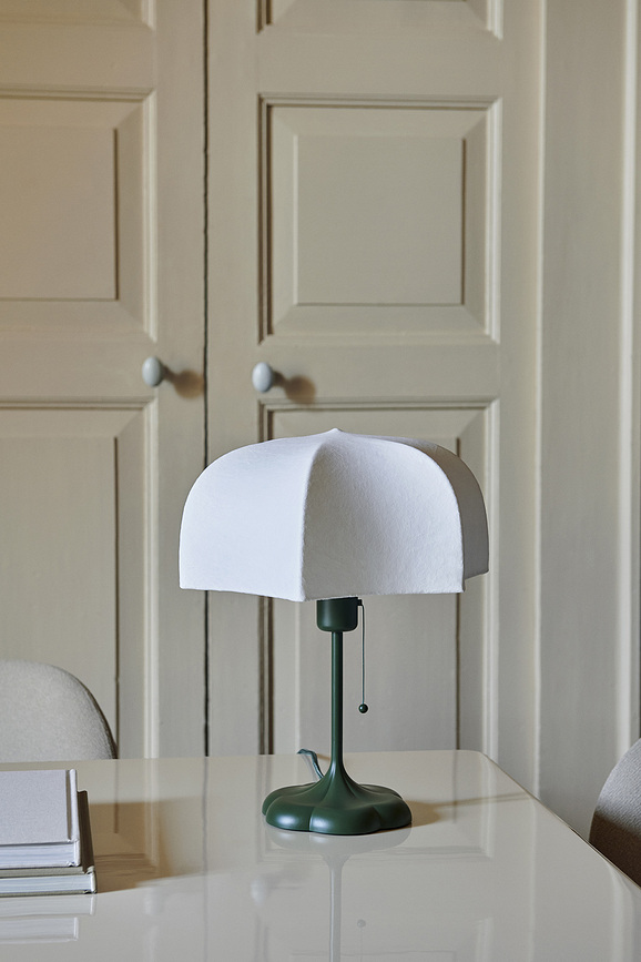 Poem Lampe à Poser, couleur cachemire