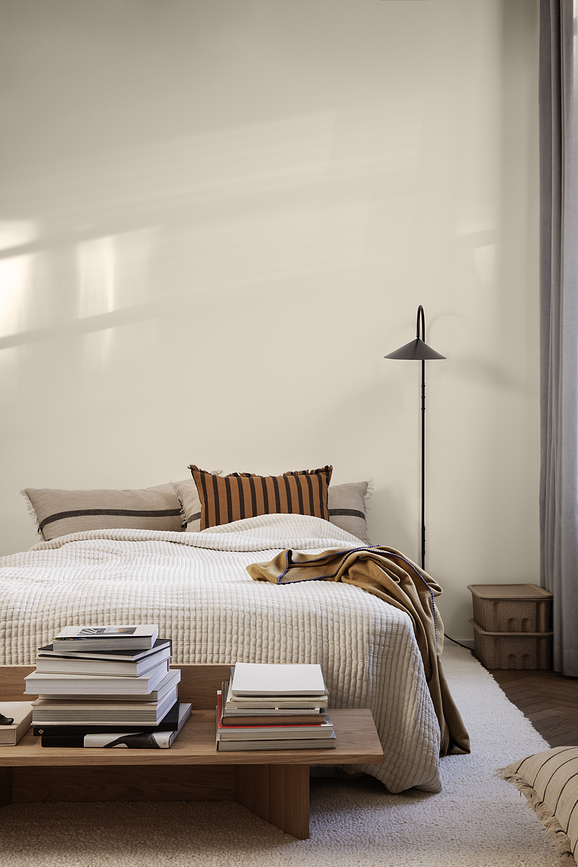 Sienas lampa ar regulējamu sviru Arum 127 cm, melna