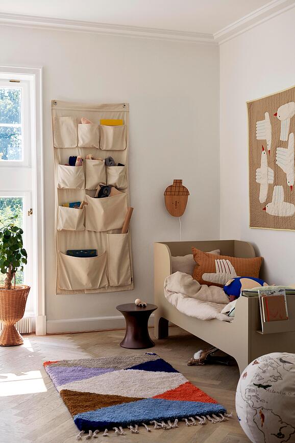 Sienas lampa Ferm Living Kids putns no ozola koka