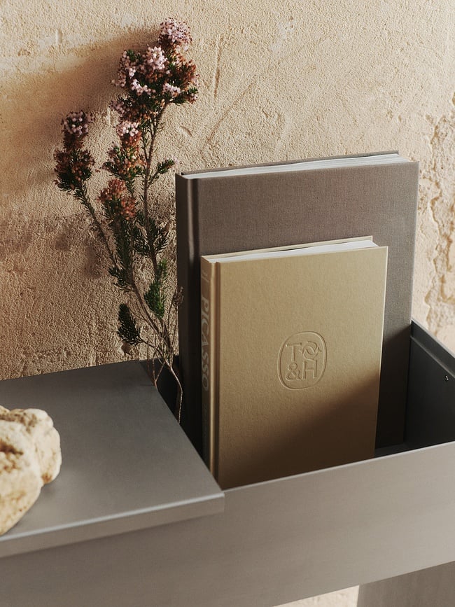 Soporte para Plantas de aluminio Lager