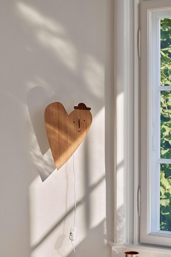 Стенна лампа Ferm Living Kids птица от дъбова дървесина