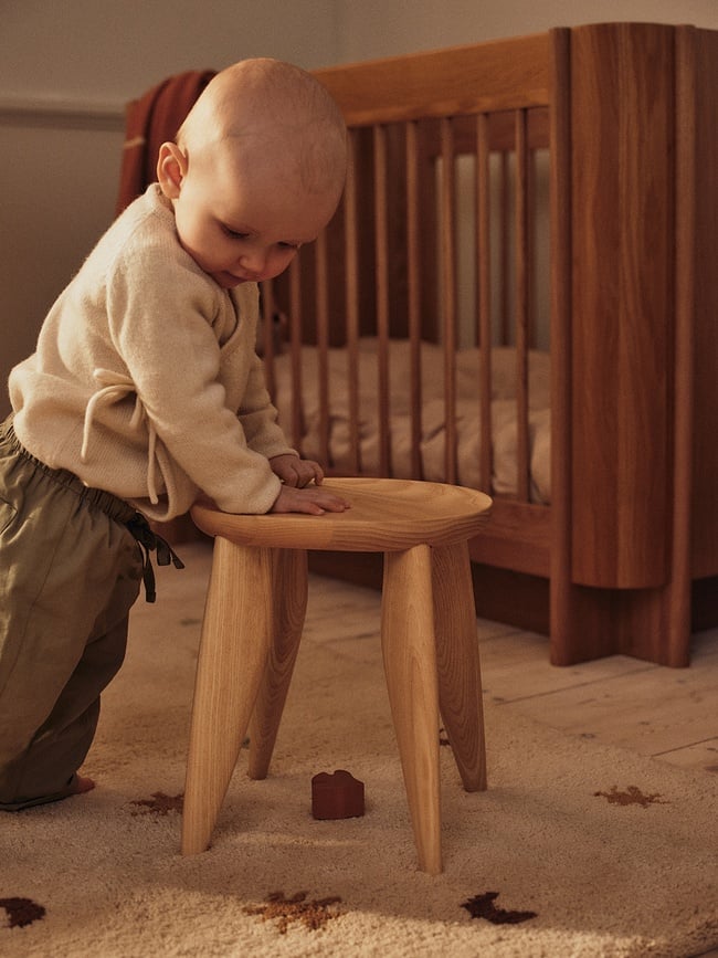 Tabouret enfant Feve, frêne clair