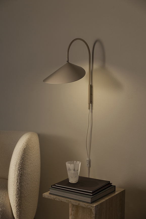 Wandlamp met verstelbare arm Arum, cashmere