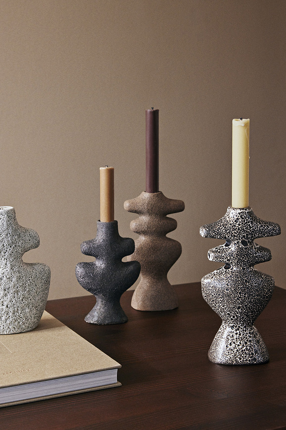 Yara Κηροπήγιο για κλασικό κερί, ύψος 19,5 cm, καφέ