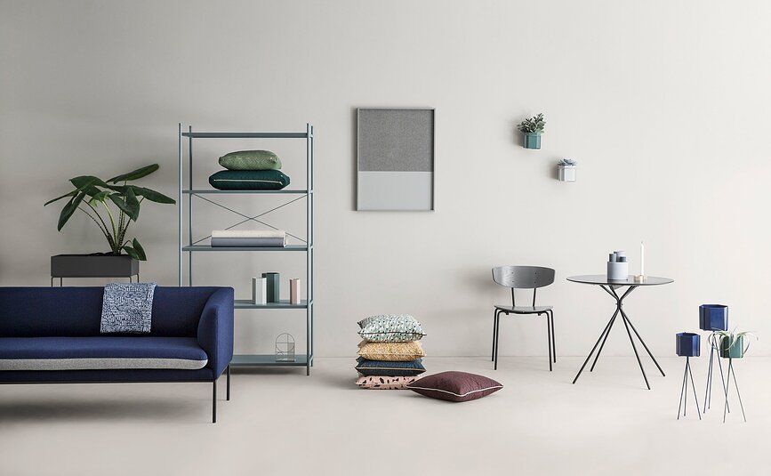 Ferm Living Βάση Γλάστρας, ψηλή, μαύρη