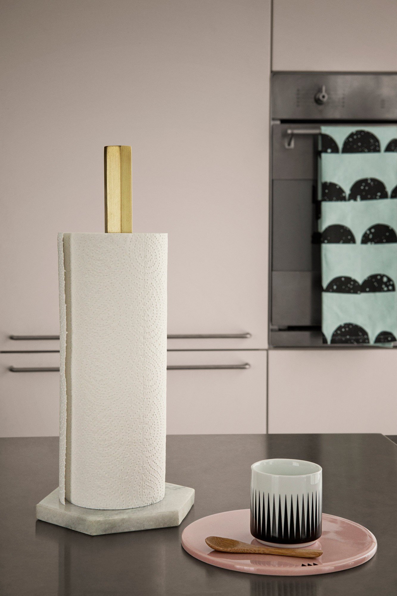 ferm living - kitchen roll holder