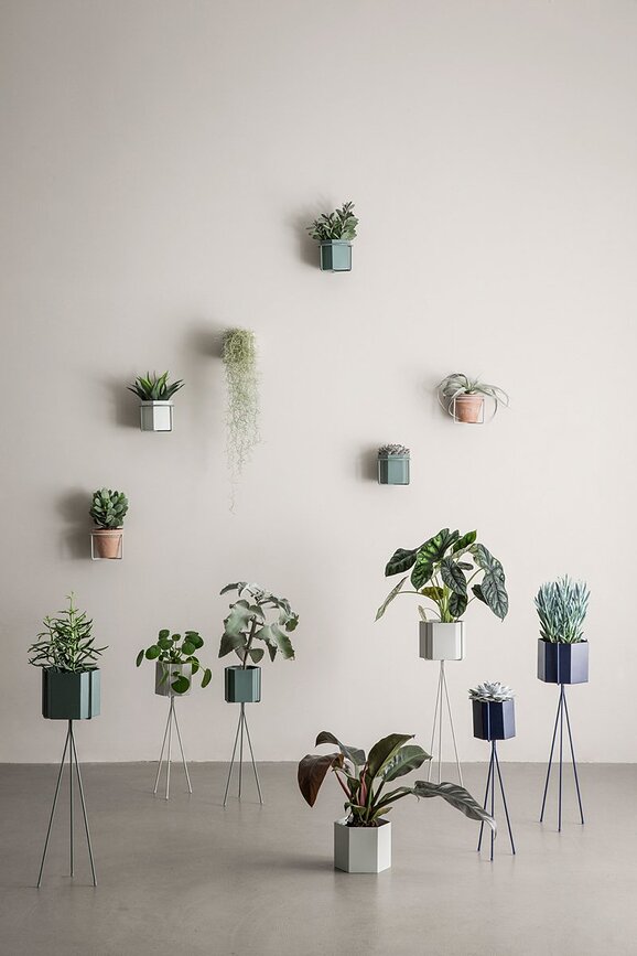 Plant Holder Wall planter - Ferm Living 4148 | FormAdore
