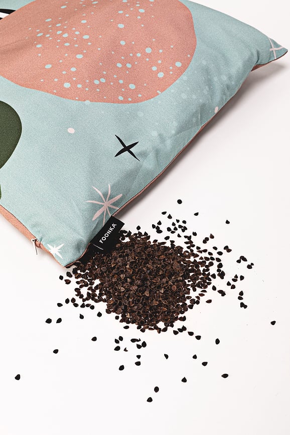 Almohada con relleno de cáscara de trigo sarraceno Am I, 40 x 40 cm