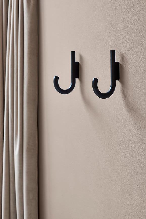 Gancho de pared de roble negro Gejst, 19 cm, negro