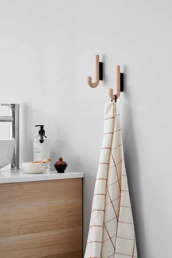 Gancho de Pared de roble claro Gejst, 13,3 cm, negro