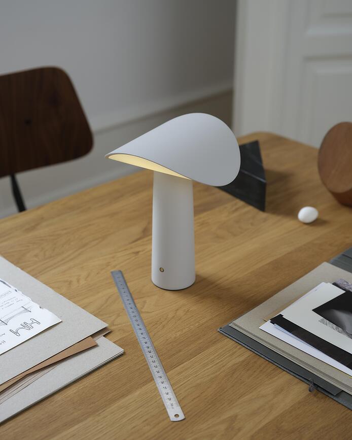 Lium Lampe de Table sans fil, chromée