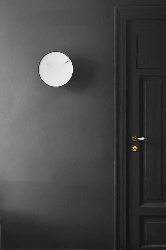 Momentt Sat zidni 30 cm crni