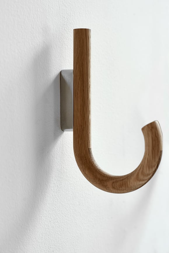Gancho de pared Gejst, 19 cm, negro y roble claro