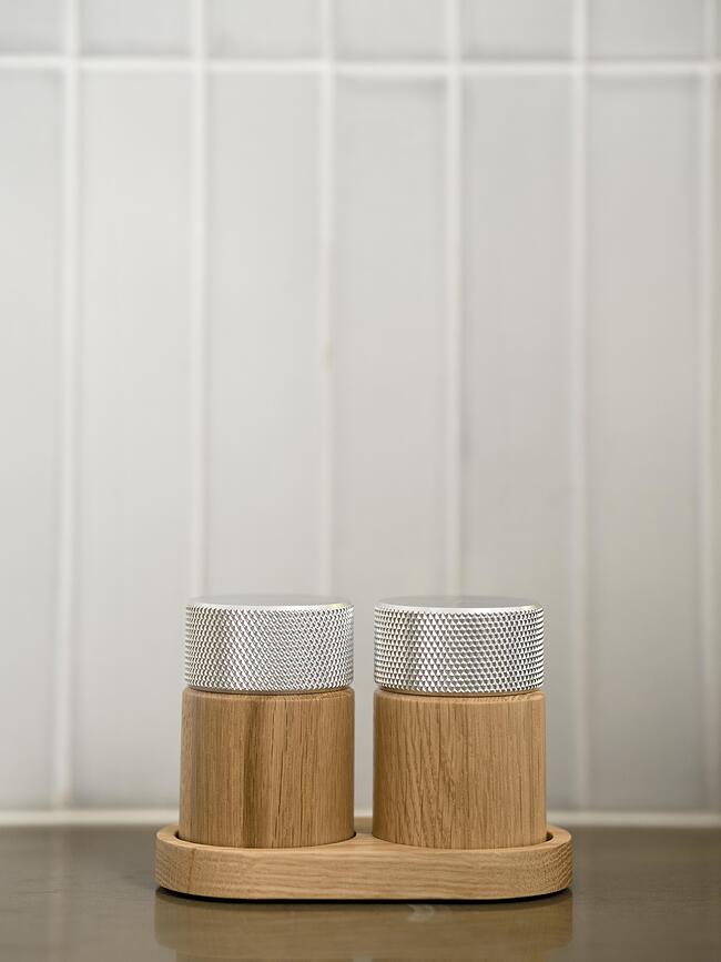 Sina Mlinci za Sol i Papar s postoljem mesing svijetli hrast Set od 3 dijela