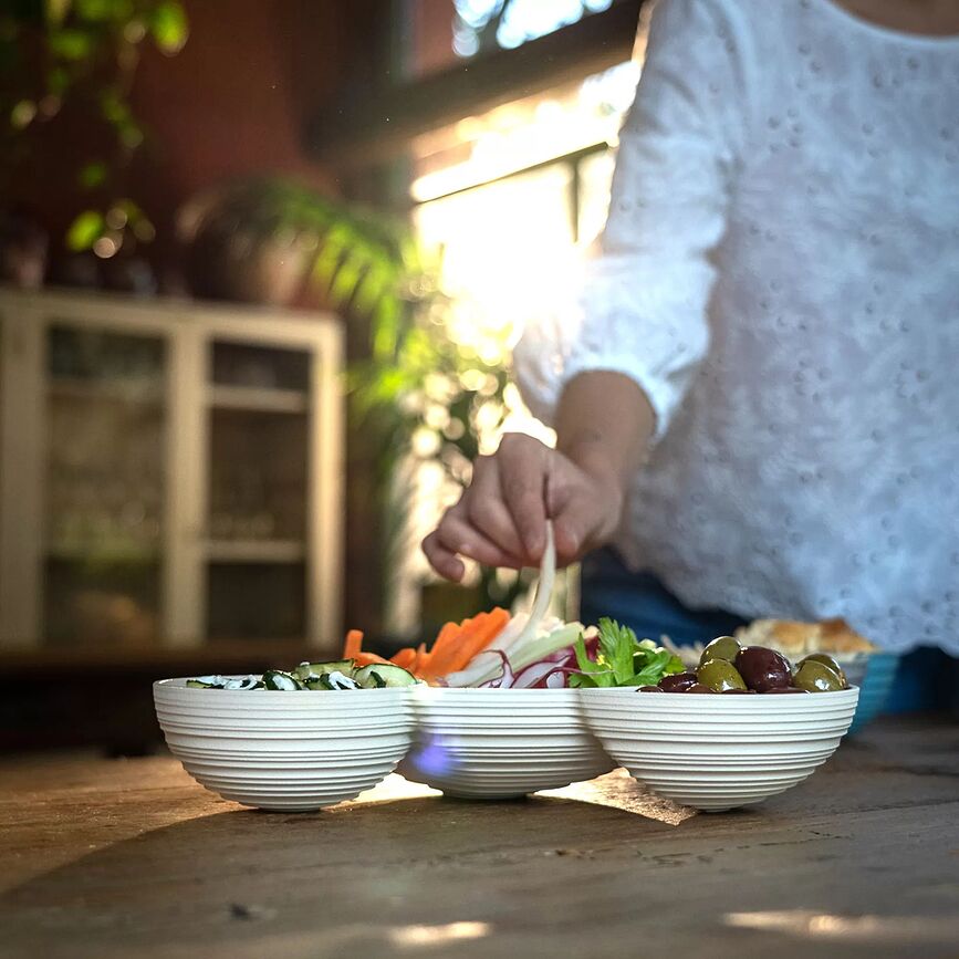 Fuente triple Tierra, de terracota, para aperitivos