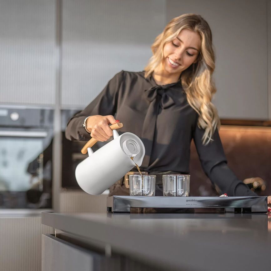 Icons Riviera ’63 Vrč termo 1 l crni