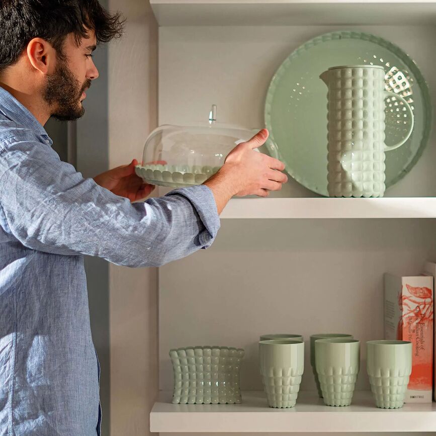 Tiffany Κανάτα, γαλακτερή