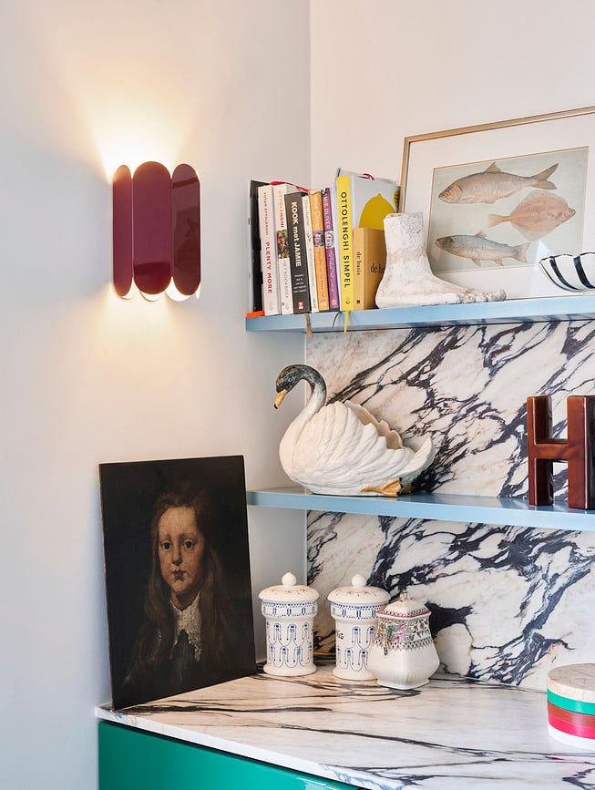 Arcs Switch Zidna Svjetiljka tamnocrvena