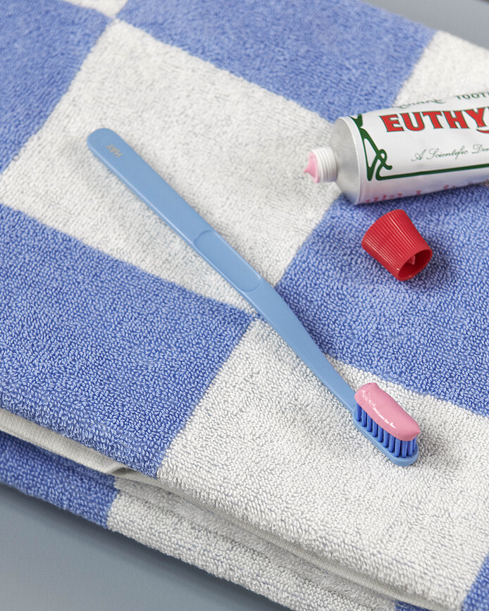 Cepillo de Dientes Tann, rojo