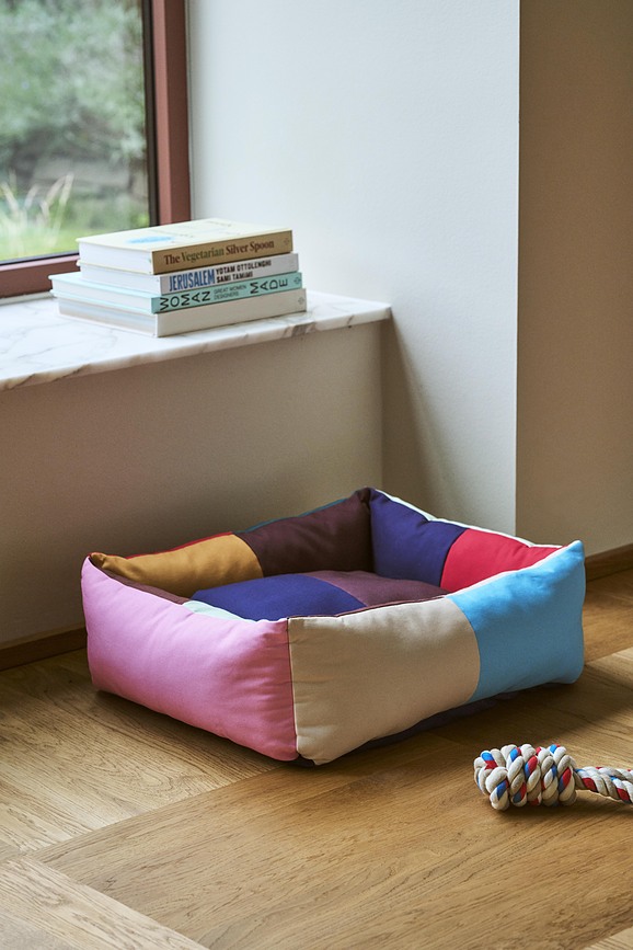 Cuccia per cani Hay Zip L a strisce blu e bianche