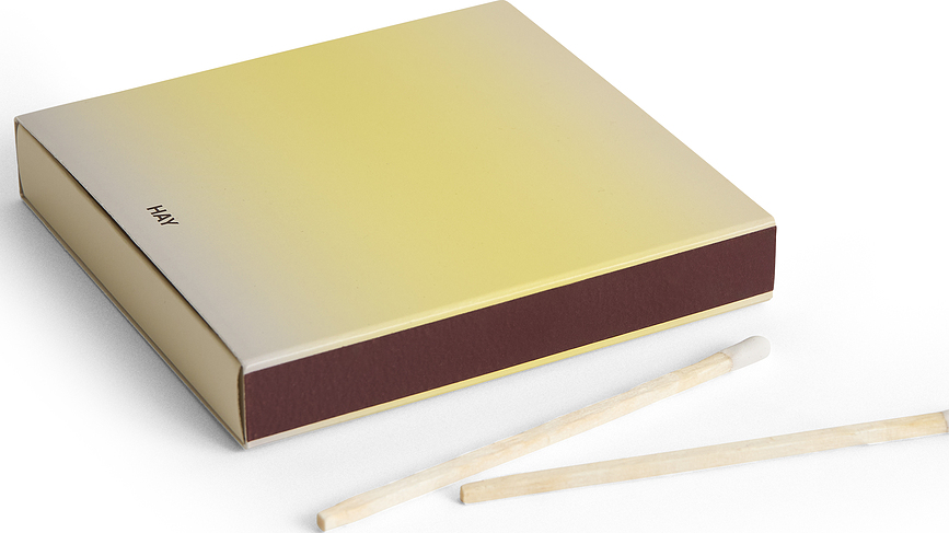 Fósforos Hay, beige y amarillos