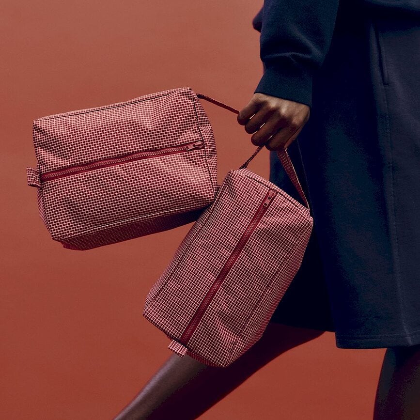 Grid Wash Kozmetička torbica M bordo