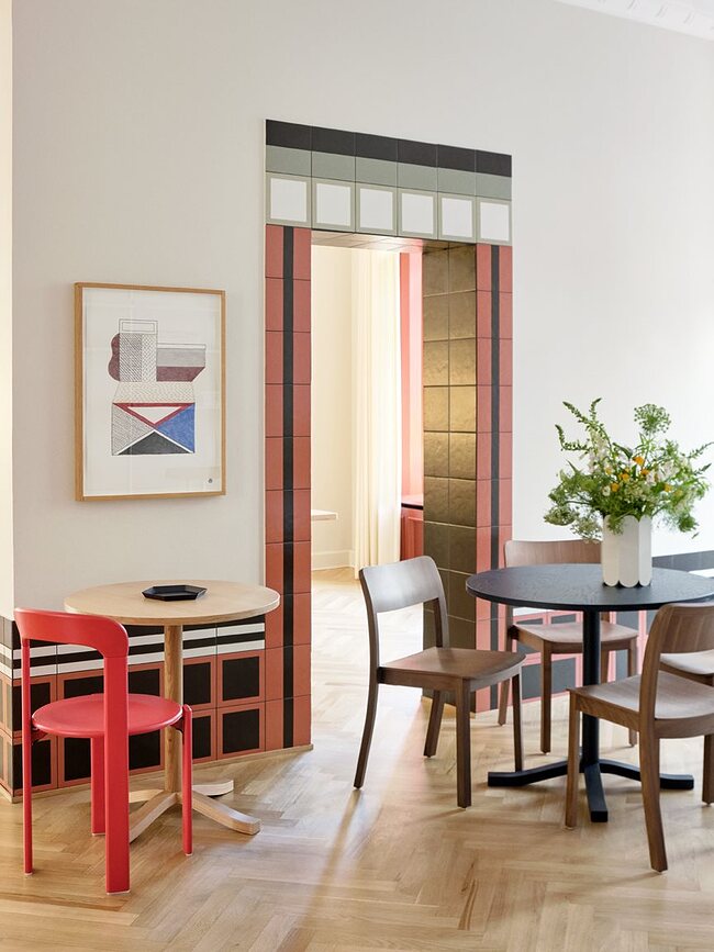 Hay Arcs Βάζο, καθρέφτης