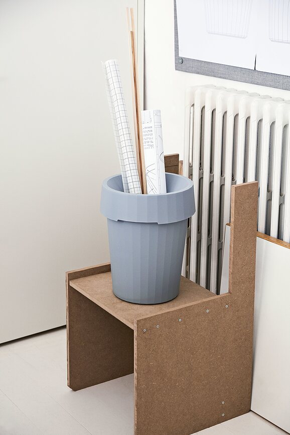 Hay Κάδος Απορριμμάτων, κρεμ