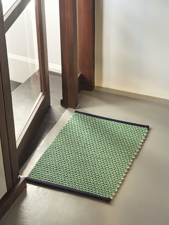 Hay Predpražnik, roza