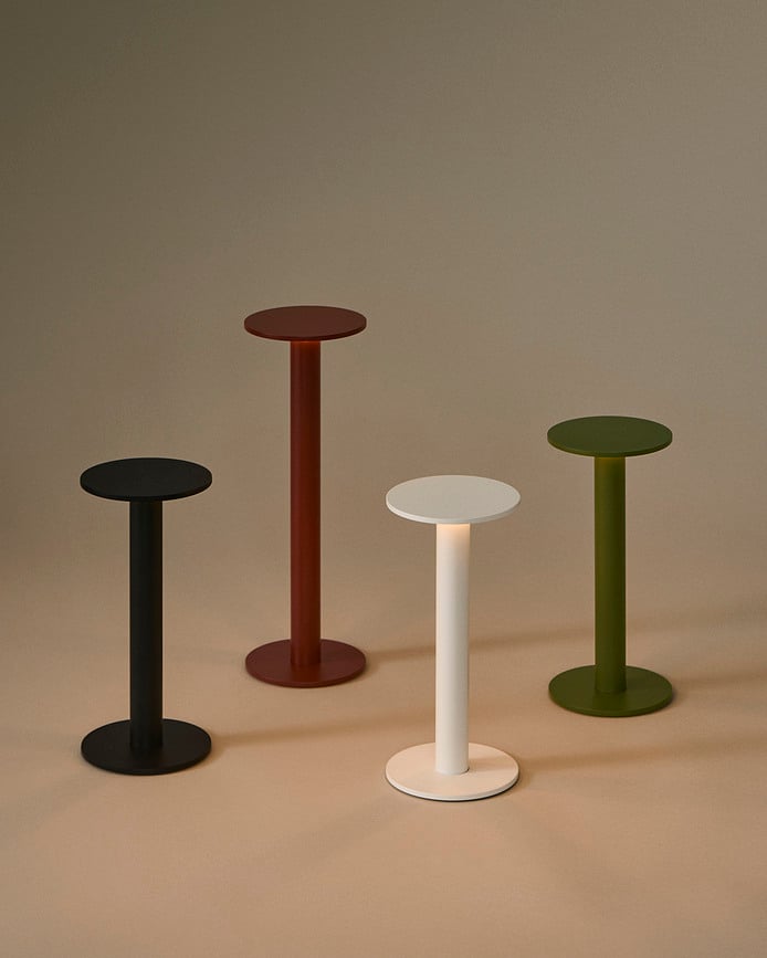 Host Brezžična namizna svetilka, 30 cm, temno rdeča