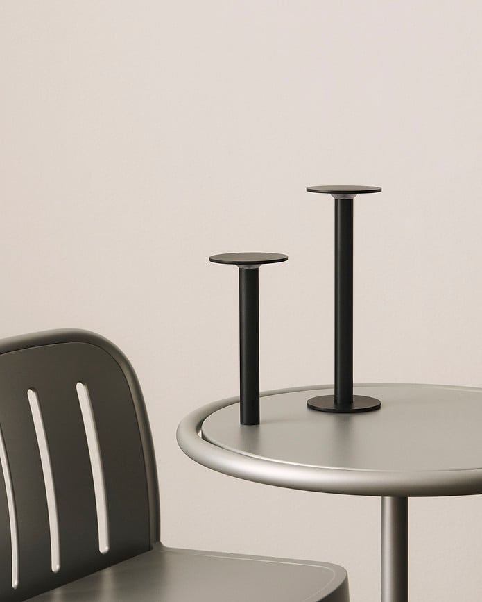 Host Επιτραπέζια λάμπα ασύρματη, 22 cm, σκούρο κόκκινο