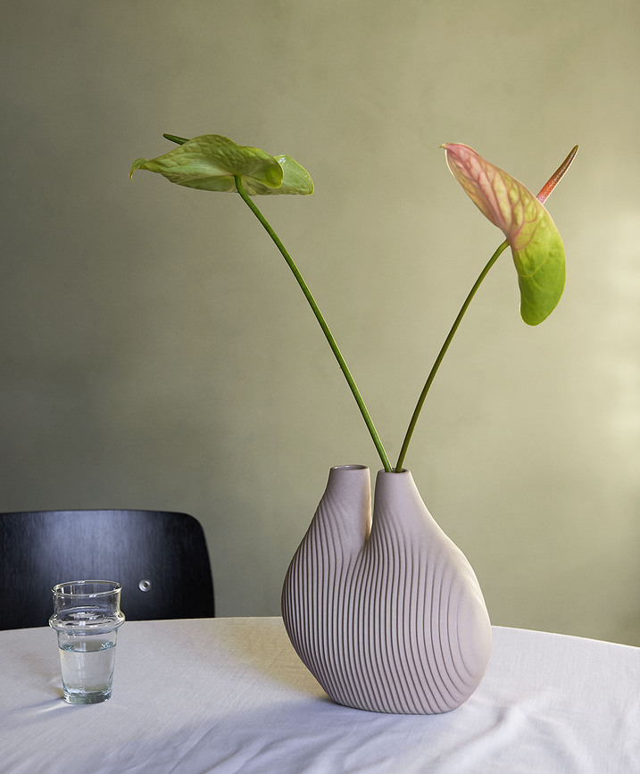 Jarrón W&S Chamber, beige