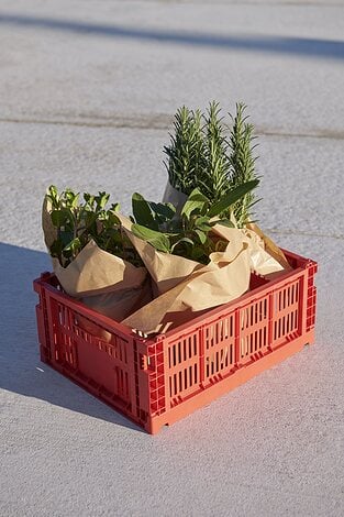 Colour Crate M 26,5x34,5 cm | HAY → NordicNest.pl