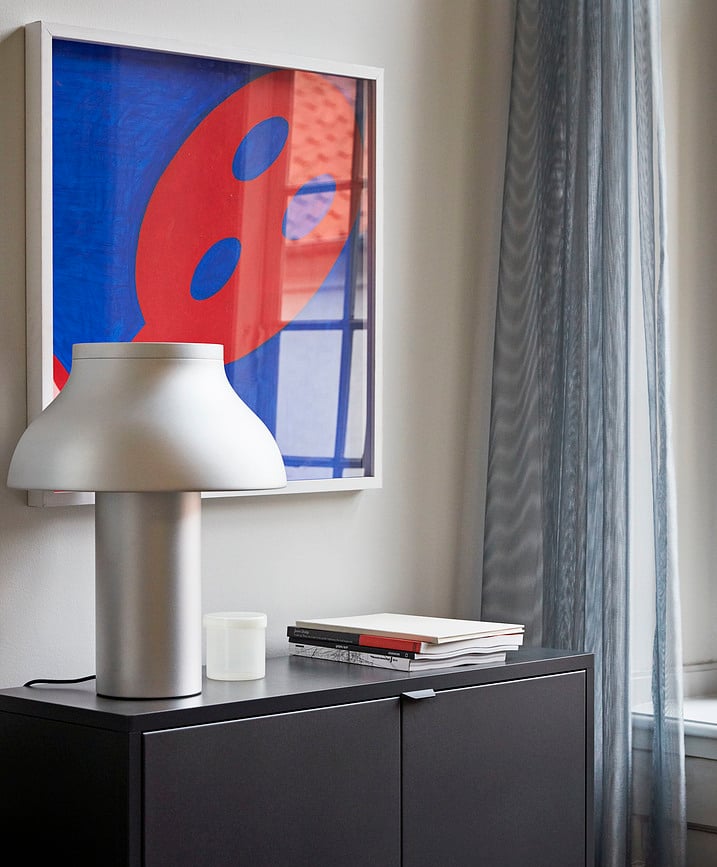 Lámpara de mesa Hay PC L, plateada