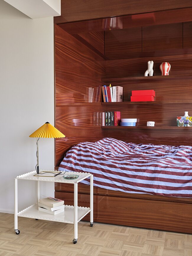 Lámpara de Mesa Matin, de latón pulido, 38 cm, verde oscuro