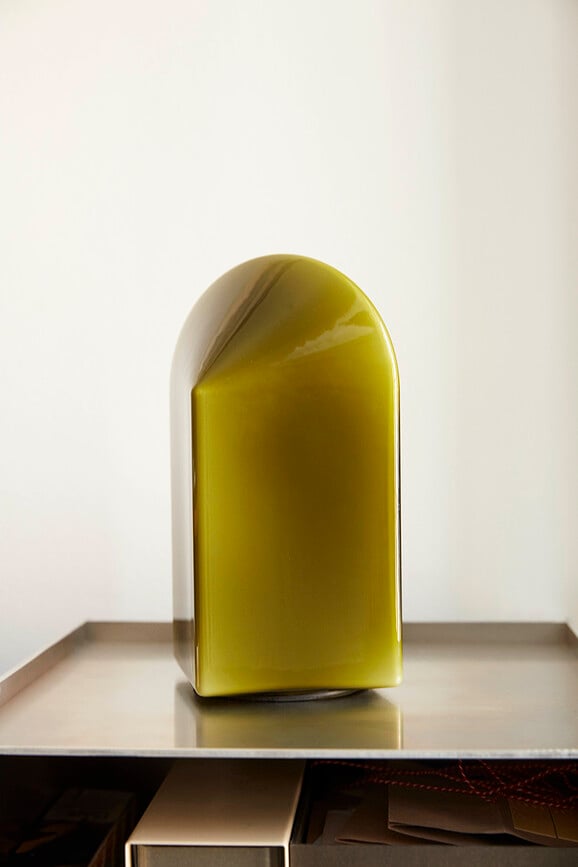 Lámpara de mesa Parade, 24 cm, verde oscuro