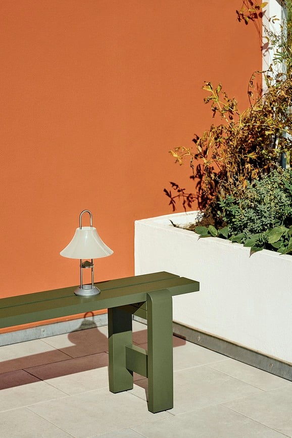 Lámpara inalámbrica de acero Mousqueton, 5V 600 mA