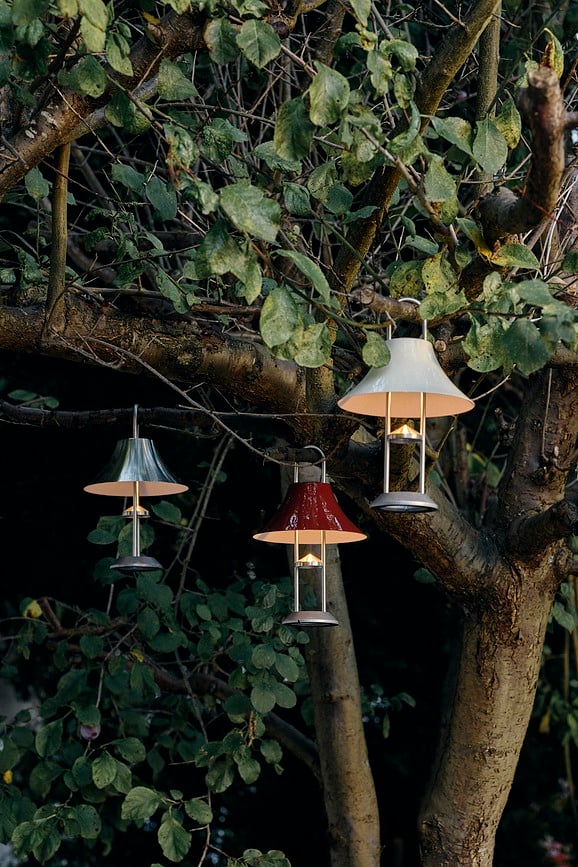 Lámpara inalámbrica de acero Mousqueton, 5V 600 mA