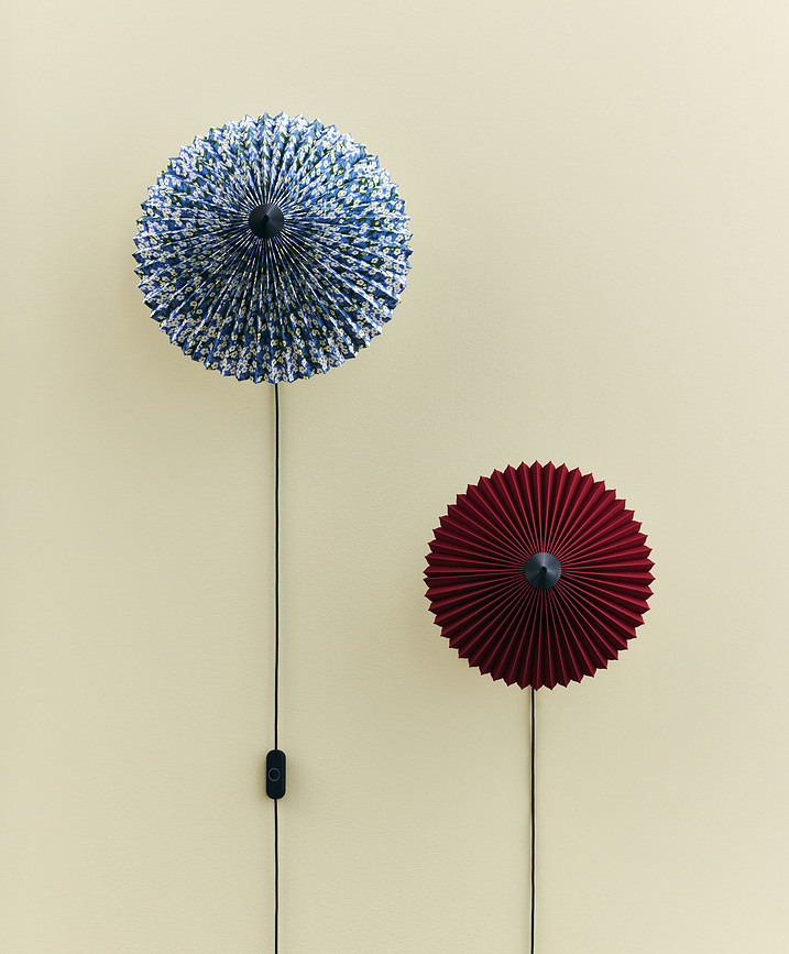 Matin Stenska svetilka, 30 cm, rdeča