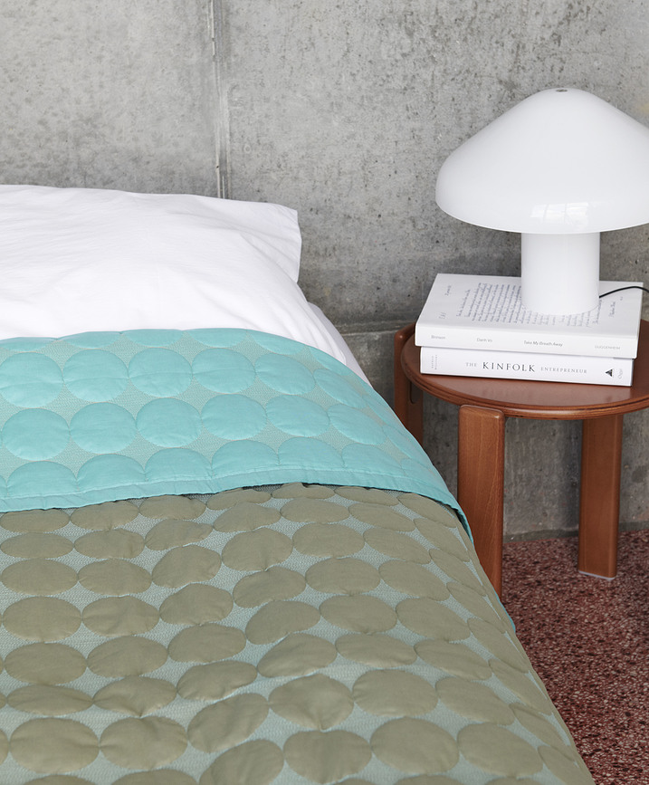 Mega Dot Plaid 235 x 245 cm, bleu marine