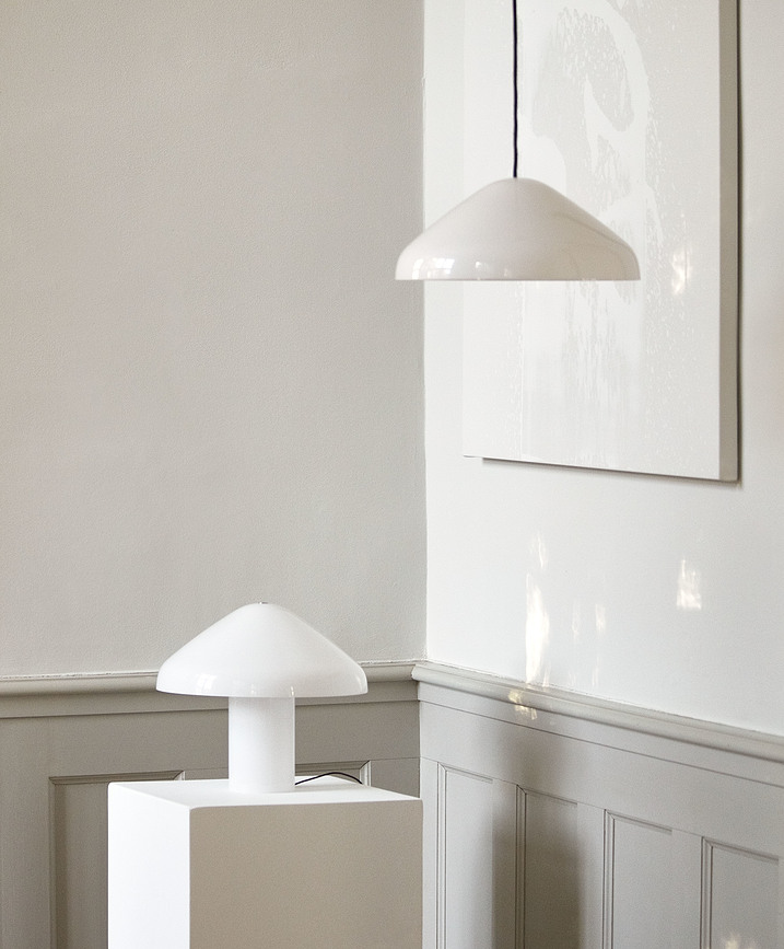 Pao Lampe de Table, blanche, en verre