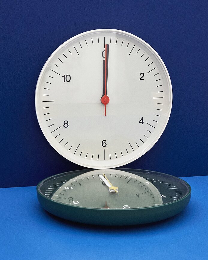 Reloj de pared Hay, azul